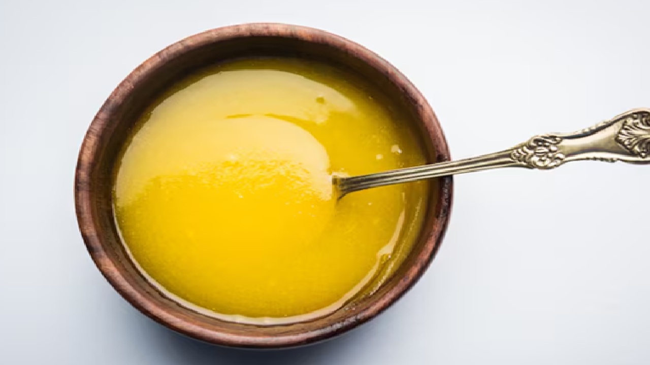 Additionally, ghee is known for its anti-inflammatory properties, which can contribute to improved joint health and reduced stress levels.