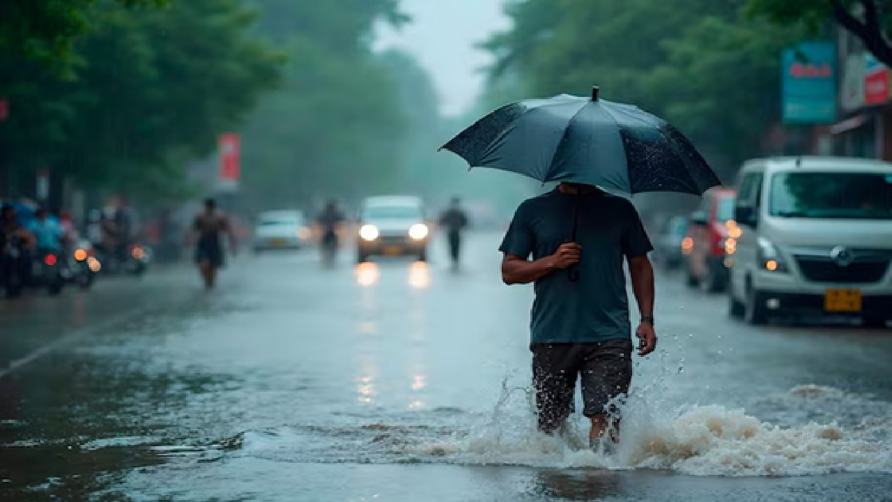 Delhi-NCR Likely to Receive Scattered Moderate to Heavy Rain Till August 14