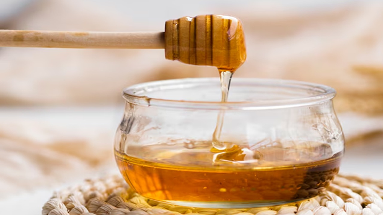 Sweet and Healthy: Top Benefits of Honey for Your Body and Mind
