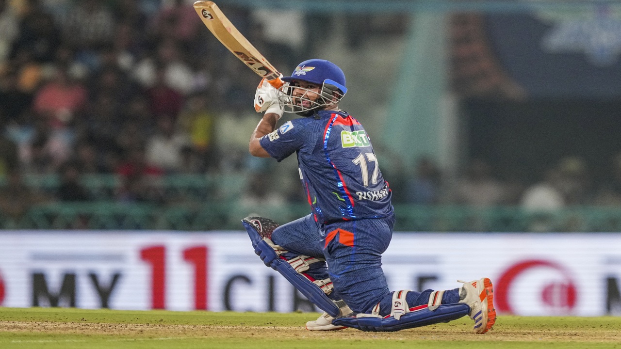 IND vs SL: Rishabh Pant Becomes First Indian Player and Fastest Batter to Hit 100 Sixes in Test Cricket IND vs SL: Rishabh Pant Becomes First Indian Player and Fastest Batter to Hit 100 Sixes in Test Cricket