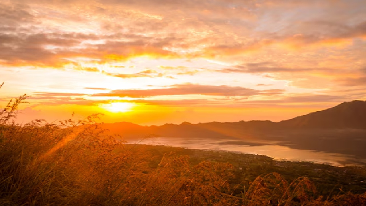 Top Breathtaking Sunrise Spots in India to Experience Magic at Dawn