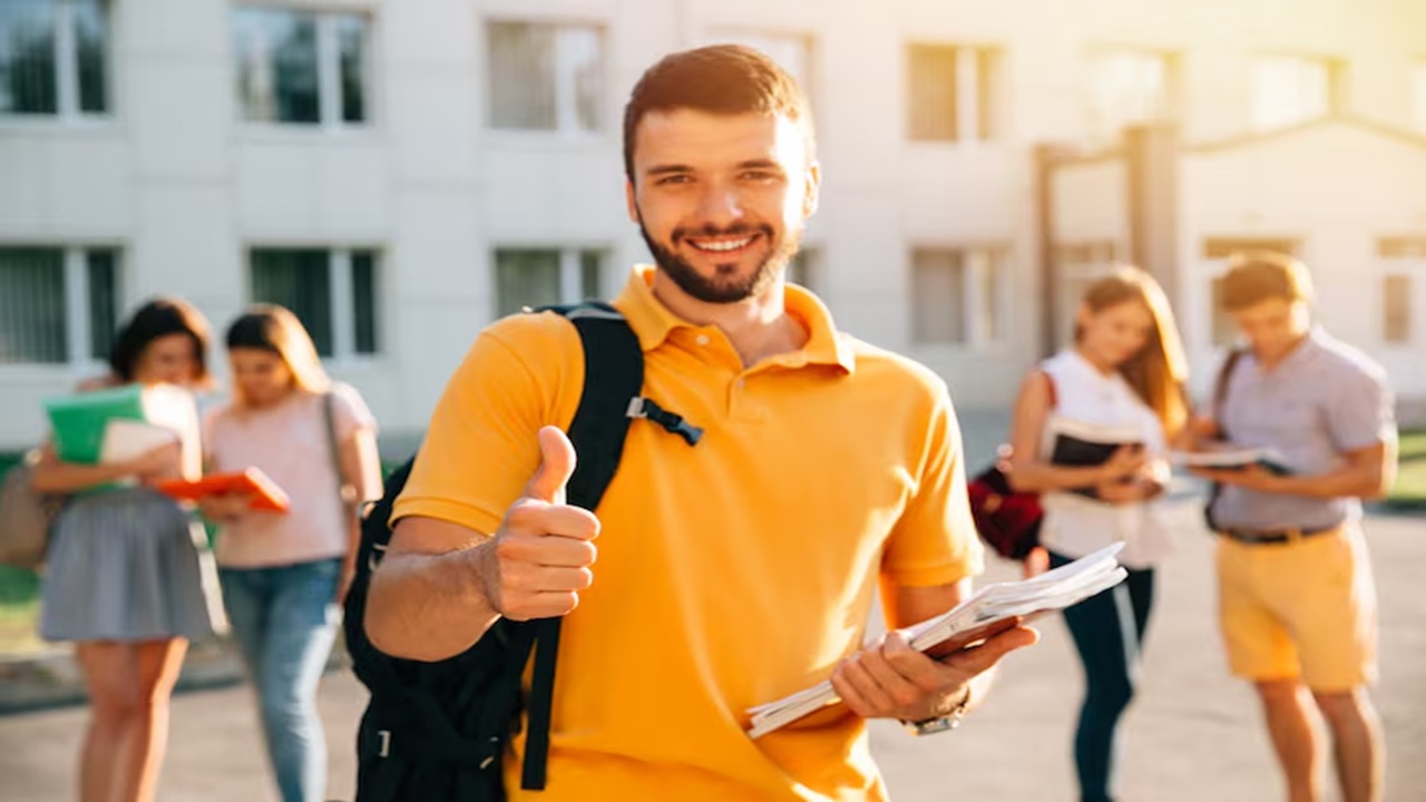 Best Lucrative Courses for Commerce Students to Unlock a Successful Career