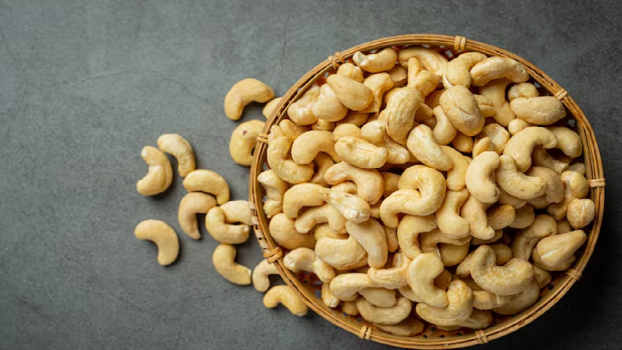 Are Cashews Good for You? What to Know